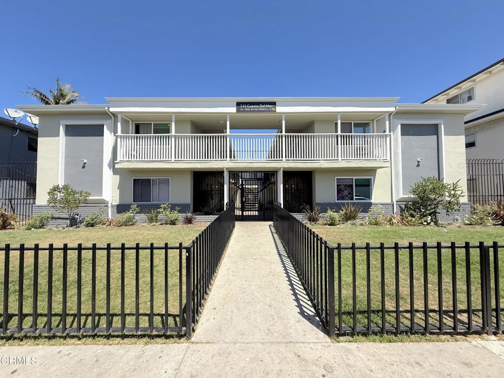 541 Cuesta Del Mar Drive