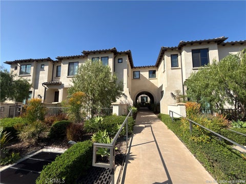 Photo of 909 Arcadia AVE #D, Arcadia, CA 91007 (MLS # AR26213491)