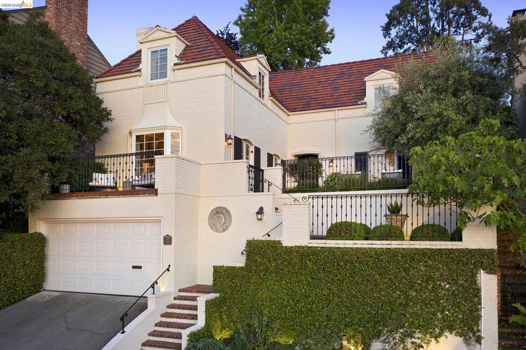 126 Woodland Way