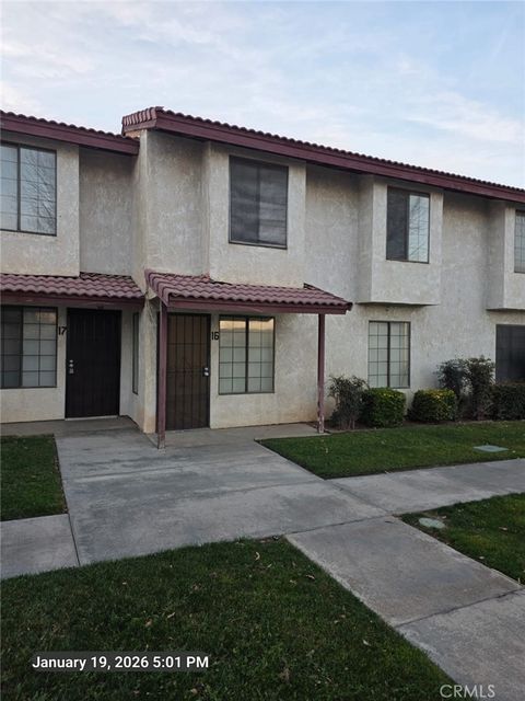 Photo of 38550 22nd St E, Palmdale, CA 93550 (MLS # SR25237459)