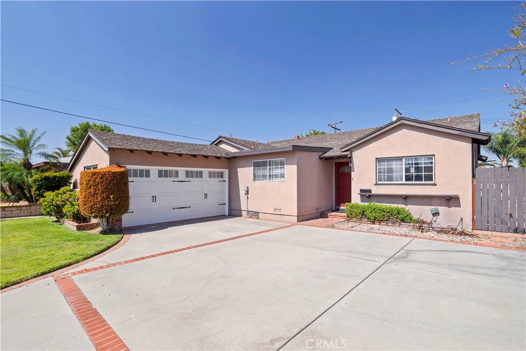 1005 N Dodsworth