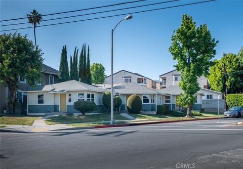 Photo of 305 N Chevy Chase, Glendale, CA 91206 (MLS # GD26153940)