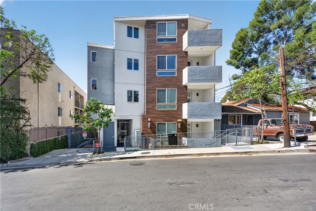 11912 Laurelwood Dr. 101