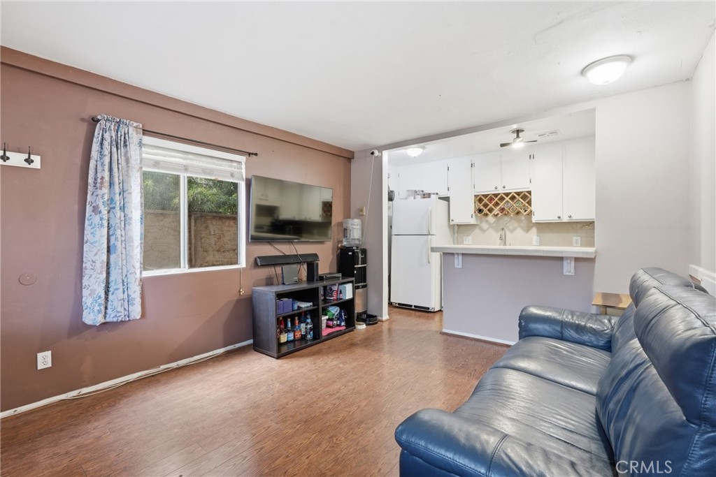 725 Coronado Ave 106