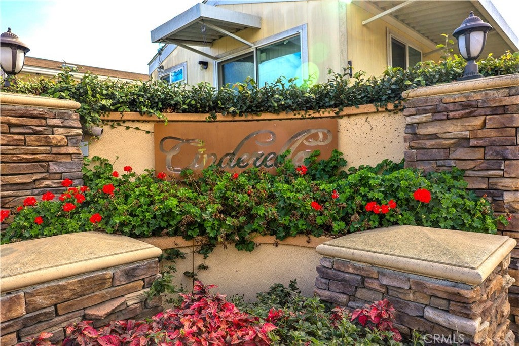 8600 Contreras Street 35