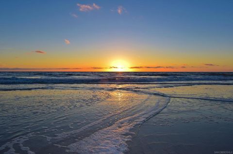 Tiny photo for 6283 Citracado CIR, Carlsbad, CA 92009 (MLS # 260013155SD)
