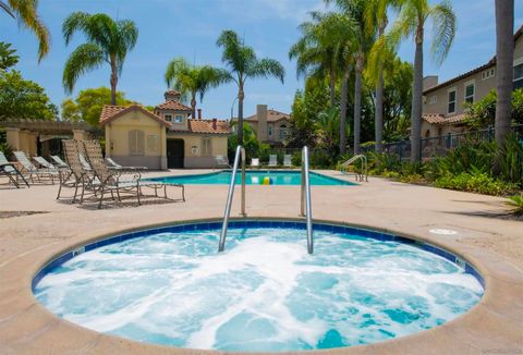Tiny photo for 6283 Citracado CIR, Carlsbad, CA 92009 (MLS # 260013155SD)