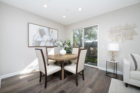 Tiny photo for 6283 Citracado CIR, Carlsbad, CA 92009 (MLS # 260013155SD)