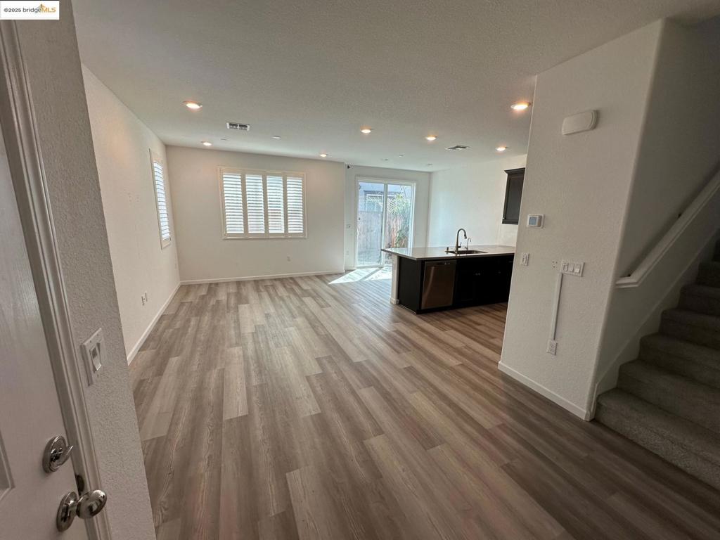 Not Listed - Residential