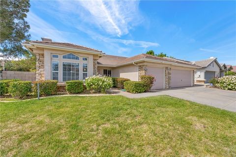 Photo of 4100 De Anza Dr, Palmdale, CA 93551 (MLS # SR26090636)
