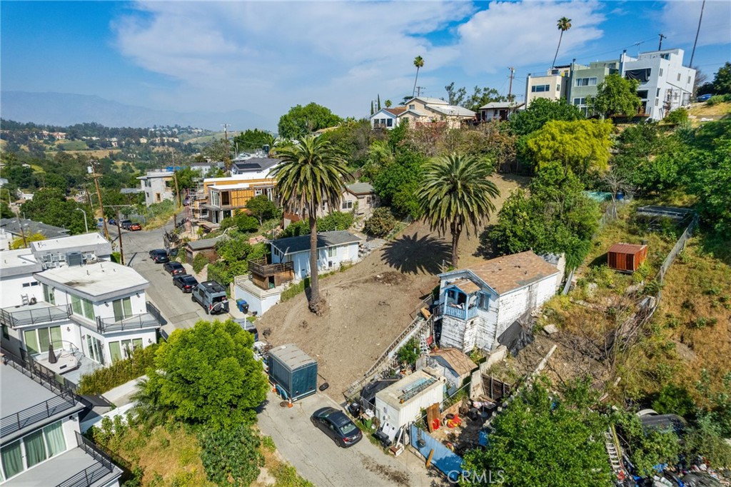 3310 Reynolds Avenue