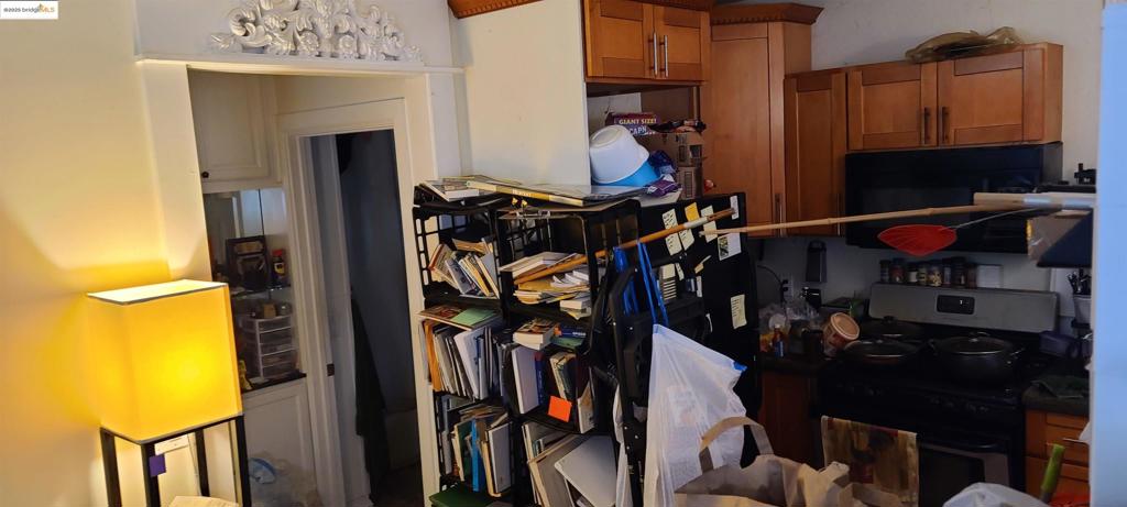 WEST OAK - Residential Income