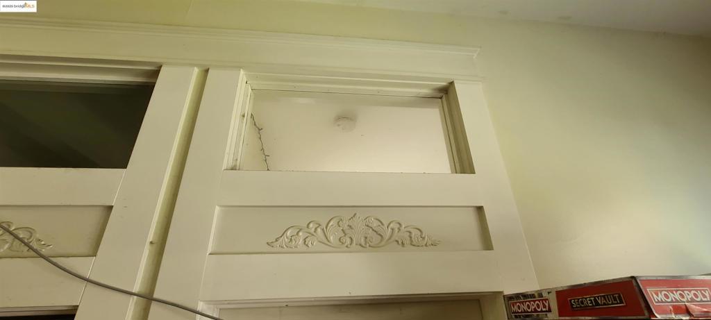 WEST OAK - Residential Income