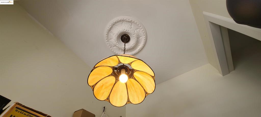 WEST OAK - Residential Income