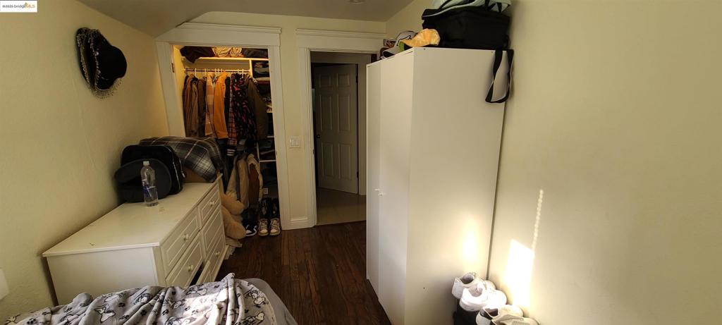 WEST OAK - Residential Income