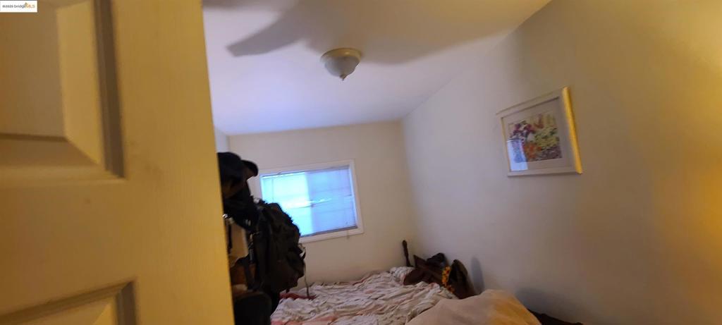 WEST OAK - Residential Income