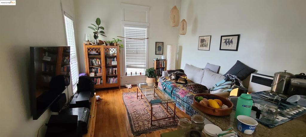 WEST OAK - Residential Income