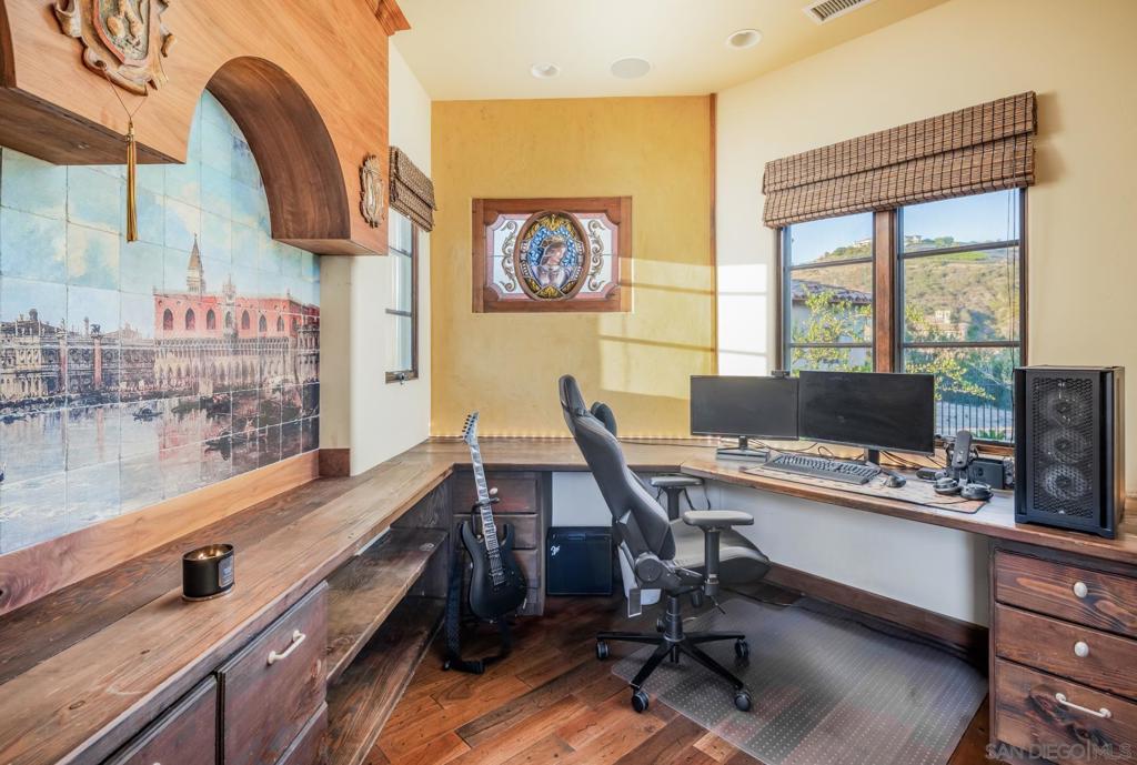 Rancho Santa Fe - Residential