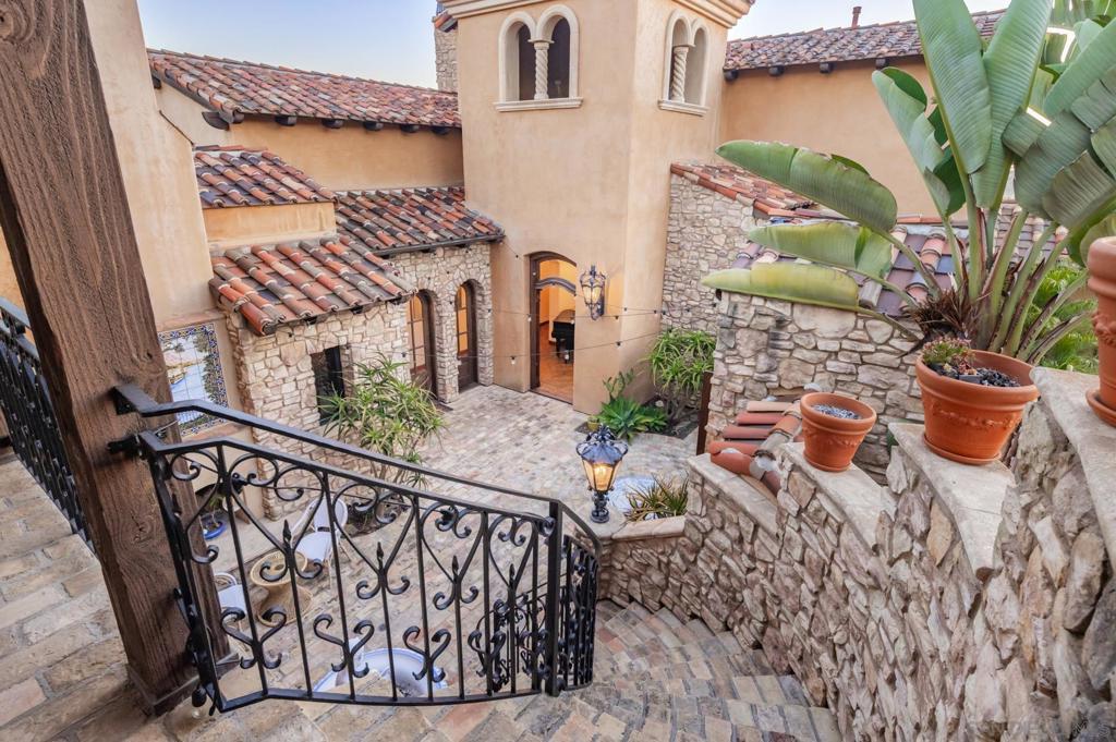 Rancho Santa Fe - Residential