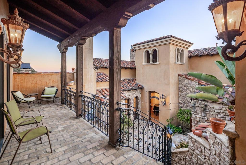 Rancho Santa Fe - Residential
