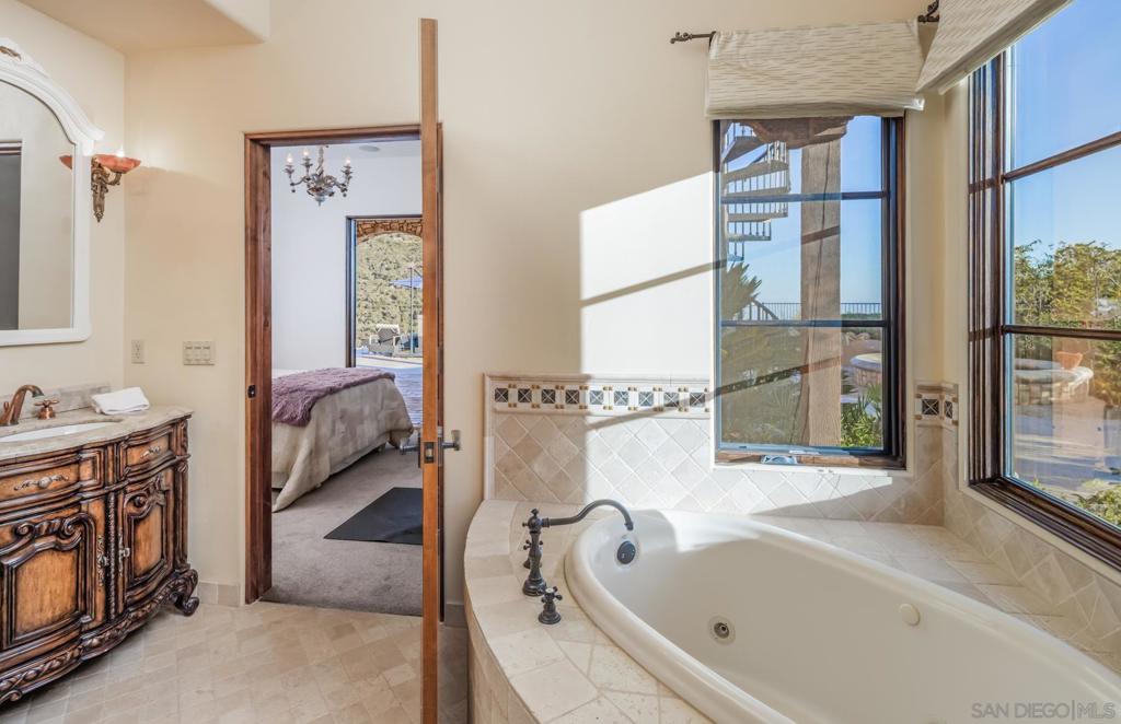 Rancho Santa Fe - Residential