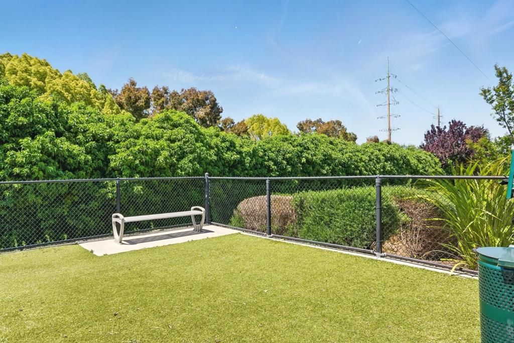 listing image 130728609084178366984