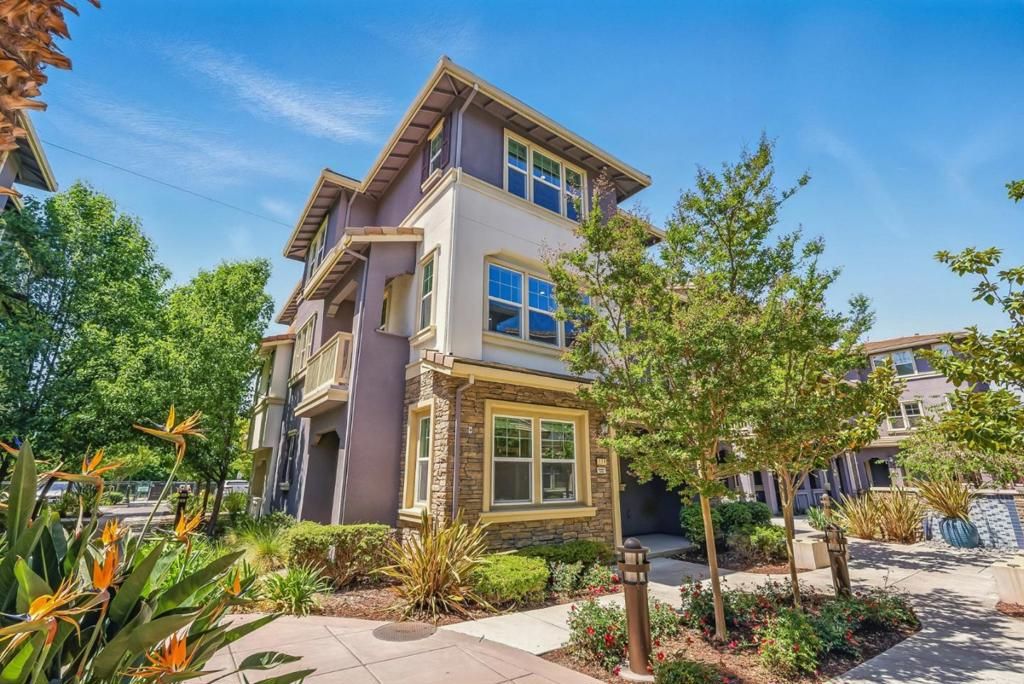 listing image 130728062431550462712