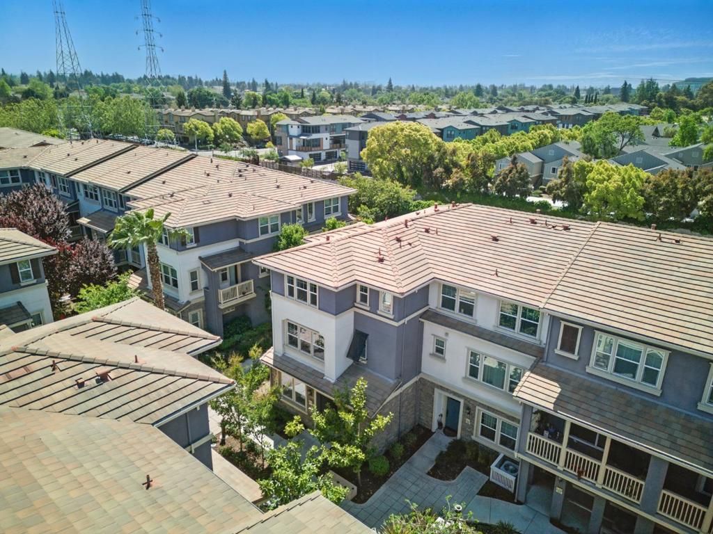 listing image 130721869402265678156