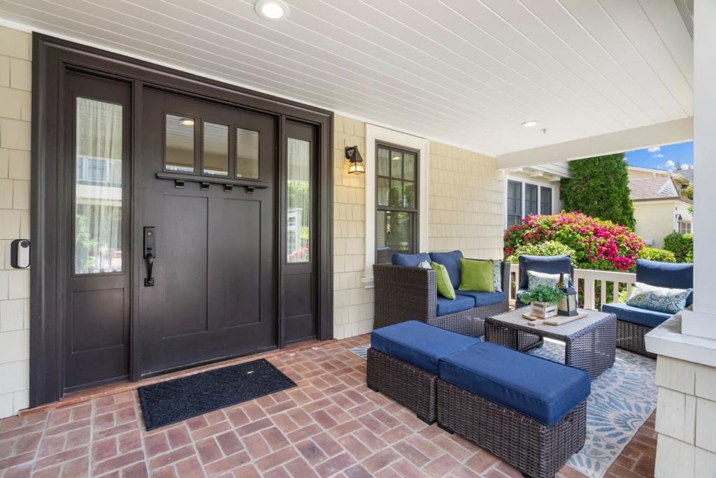 317 Templeton Lane