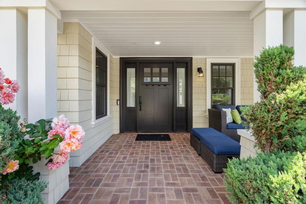 317 Templeton Lane