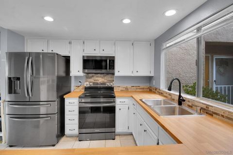 Photo of 23823 Green Haven Ln Ln, Ramona, CA 92065 (MLS # 260012803SD)