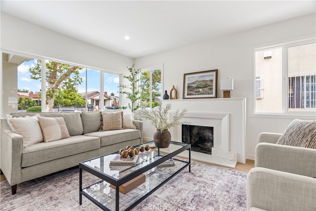 1844 W 39th Street