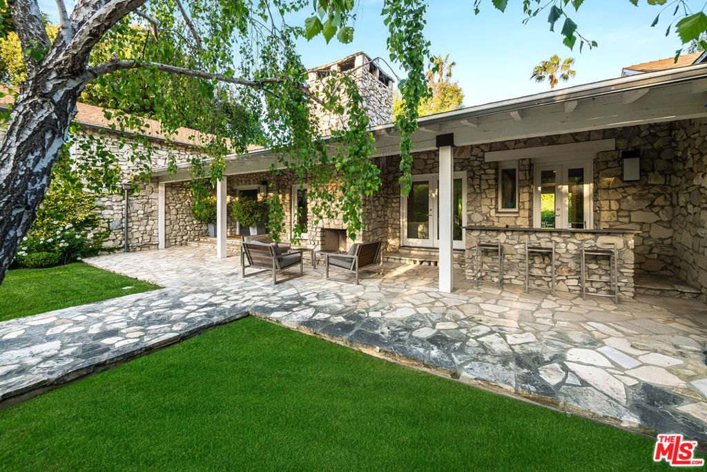 422 Parkwood Drive