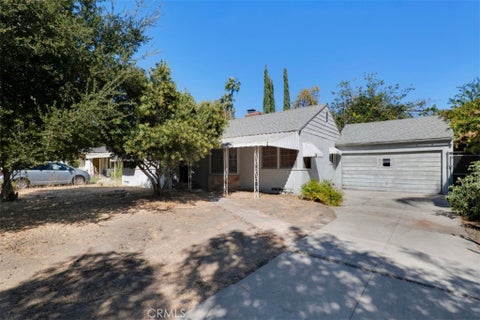 Photo of 5412 Ben Avenue, Valley Village, CA 91607 (MLS # SR26192579)