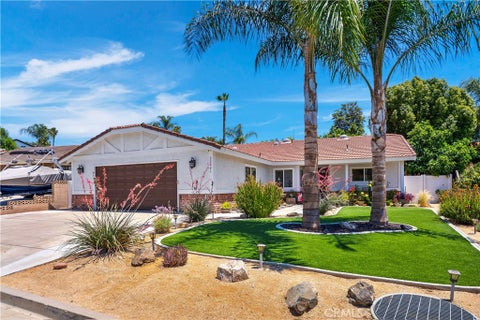 Photo of 22841 Wind Song Place, Canyon Lake, CA 92587 (MLS # SW26123121)