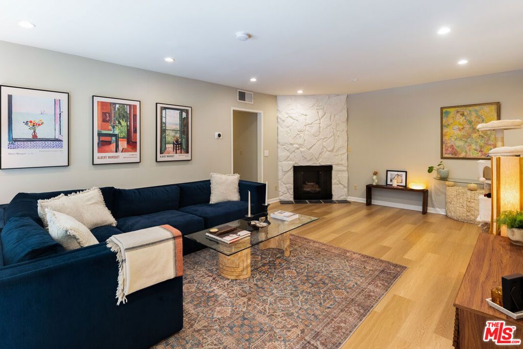 Photo of 1262 S Barrington Avenue #102, Los Angeles, CA 90025 (MLS # 26672541)