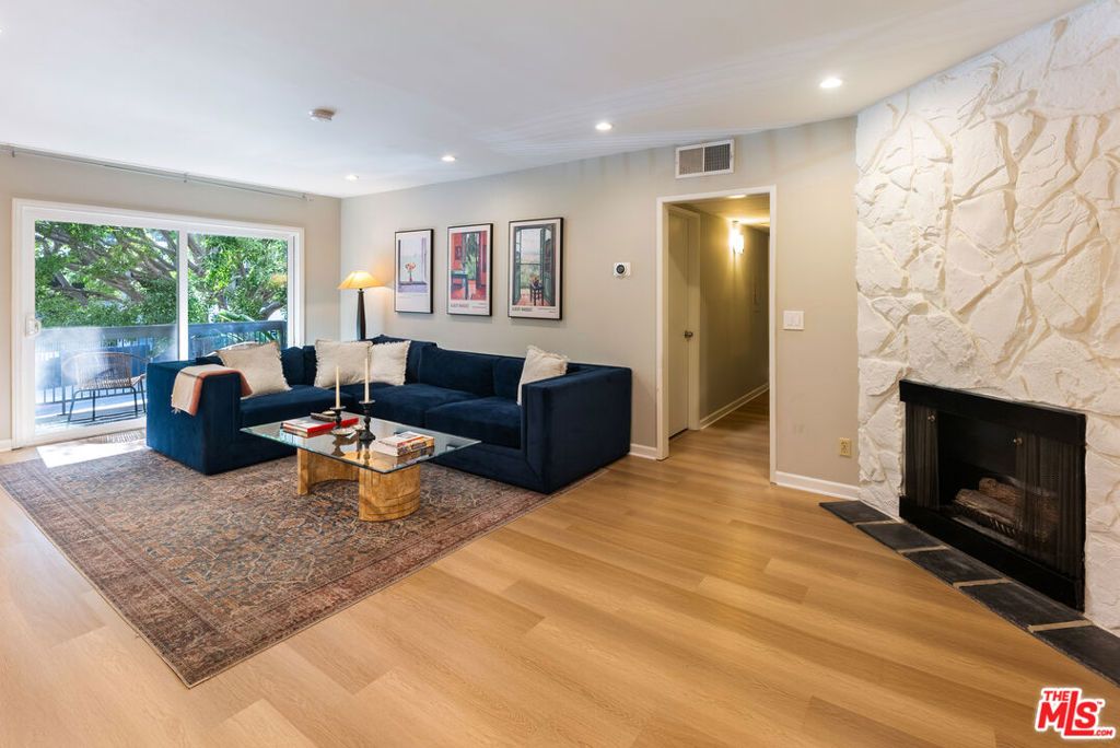 Photo of 1262 S Barrington Avenue #102, Los Angeles, CA 90025 (MLS # 26672541)