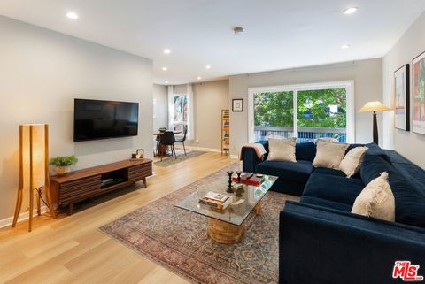 Photo of 1262 S Barrington Avenue #102, Los Angeles, CA 90025 (MLS # 26672541)