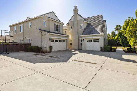 19011 Clayton Avenue Morgan Hill CA 95037