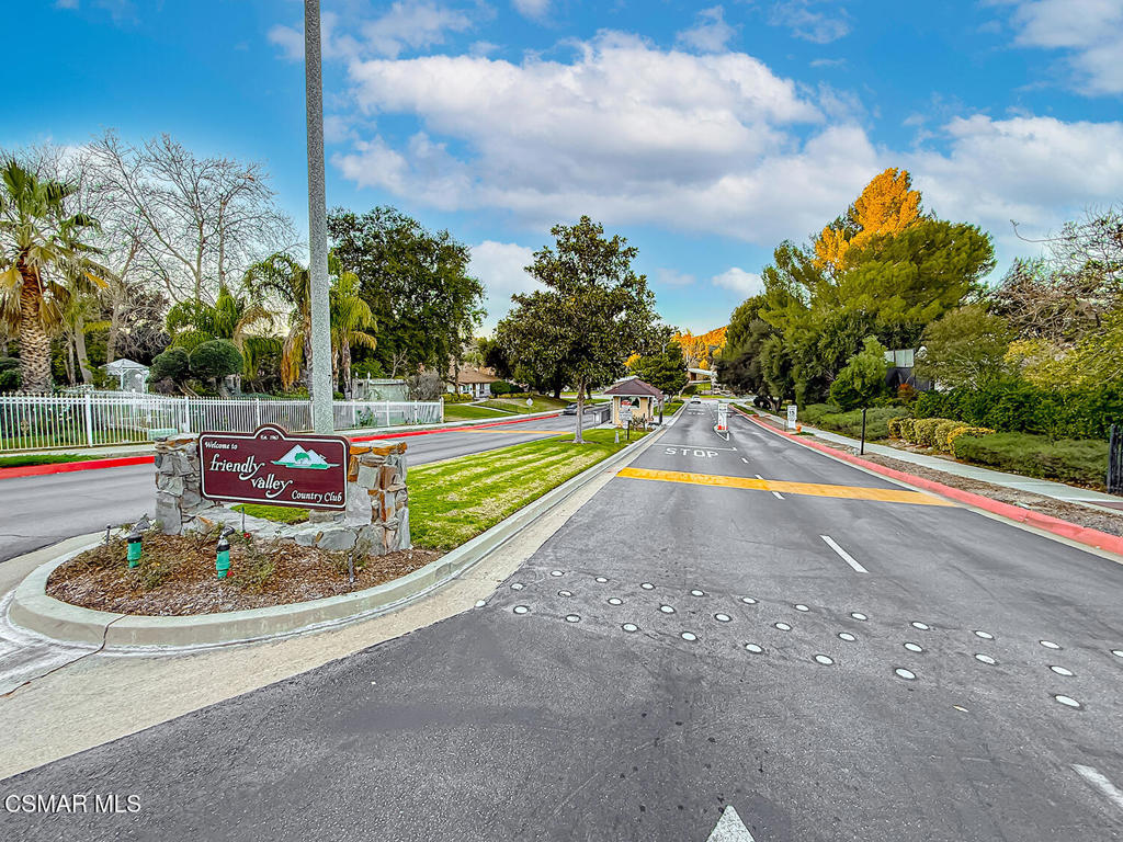 19337 Oak Plaza Court