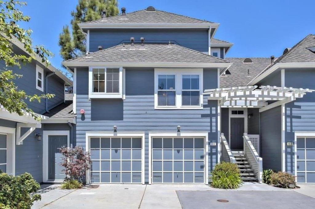 Beautiful Bayfront Court is one of Foster City's most desirable town home communities built along bay lagoon and next to Foster City's biggest public park. Set in a picturesque location with swimming pool/hot tub overlooking the lagoon with greenbelts throughout and a charming children's playground and private beach with walking path along the water. Remodeled kitchen features modern cabinetry, caesarstone countertops, designer backsplash tile, vinyl sim. flooring, recessed lighting, stainless steel appliances + gas range. Spacious master bedroom has double closets and remodeled bathroom with double sinks, tiled shower and newer fixtures. Perfect location along the Bay Levee Trail, Foster City Lagoon and walk to shopping nearby. Simply put this is a wonderful community to live in!
