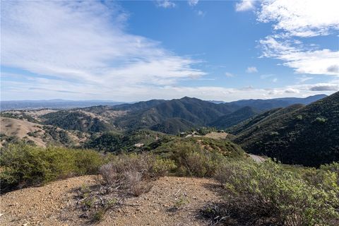 Tiny photo for 13730 Falcon Rd, Atascadero, CA 93422 (MLS # SC25265479)