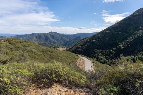 Tiny photo for 13730 Falcon Rd, Atascadero, CA 93422 (MLS # SC25265479)