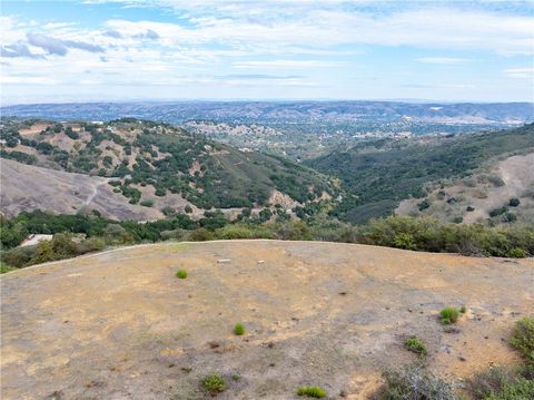 Tiny photo for 13730 Falcon Rd, Atascadero, CA 93422 (MLS # SC25265479)