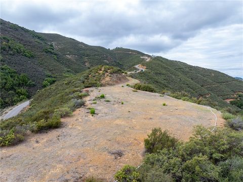 Tiny photo for 13730 Falcon Rd, Atascadero, CA 93422 (MLS # SC25265479)