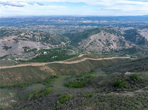 Tiny photo for 13730 Falcon Rd, Atascadero, CA 93422 (MLS # SC25265479)