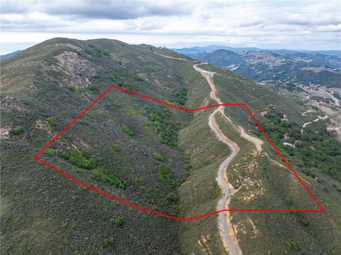 Tiny photo for 13730 Falcon Rd, Atascadero, CA 93422 (MLS # SC25265479)