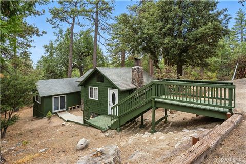 Photo of 24990 Marion Ridge Drive, Idyllwild, CA 92549 (MLS # SR25193339)