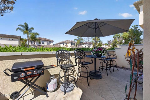 Tiny photo for 1315 Bayside Circle, Oxnard, CA 93035 (MLS # V1-39189)