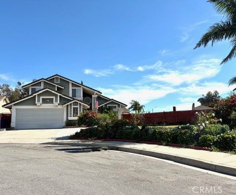 Photo of 15085 Alyssum Court, Fontana, CA 92336 (MLS # CV26060590)